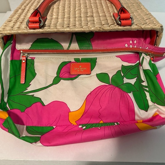 Kate Spade New York Wicker Bucket Bag | Straw Bag | Straw Bucket Bag | Tote Bag - Picture 14 of 16